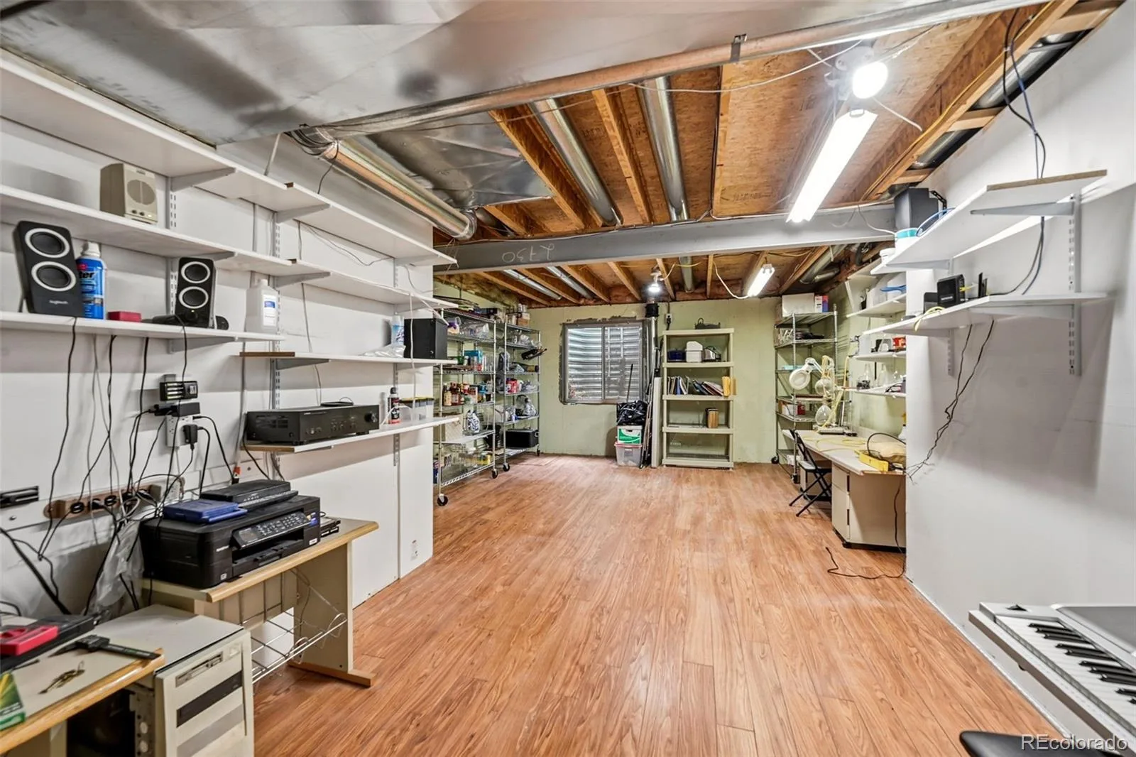 658 S Yarrow Street Lakewood CO 80226 | MLS #REC2186638 06032026224154 1600 29