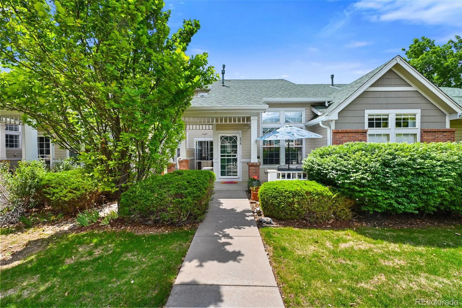 658 S Yarrow Street Lakewood CO 80226 | MLS #REC2186638 06032026224154 1600 32