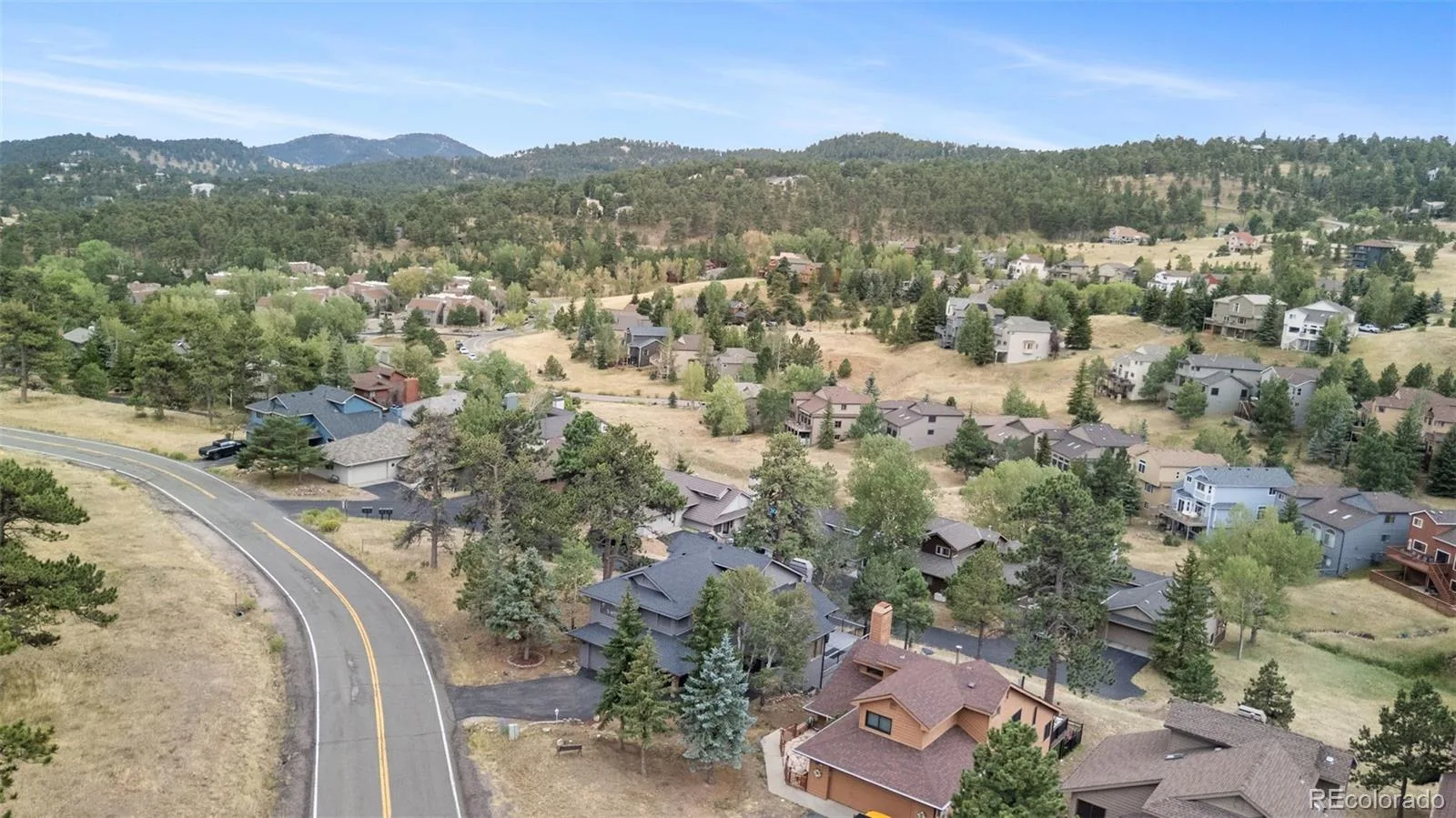 24130 Genesee Village Road Golden CO 80401 | MLS #REC2187009 08272026035310 1600 44
