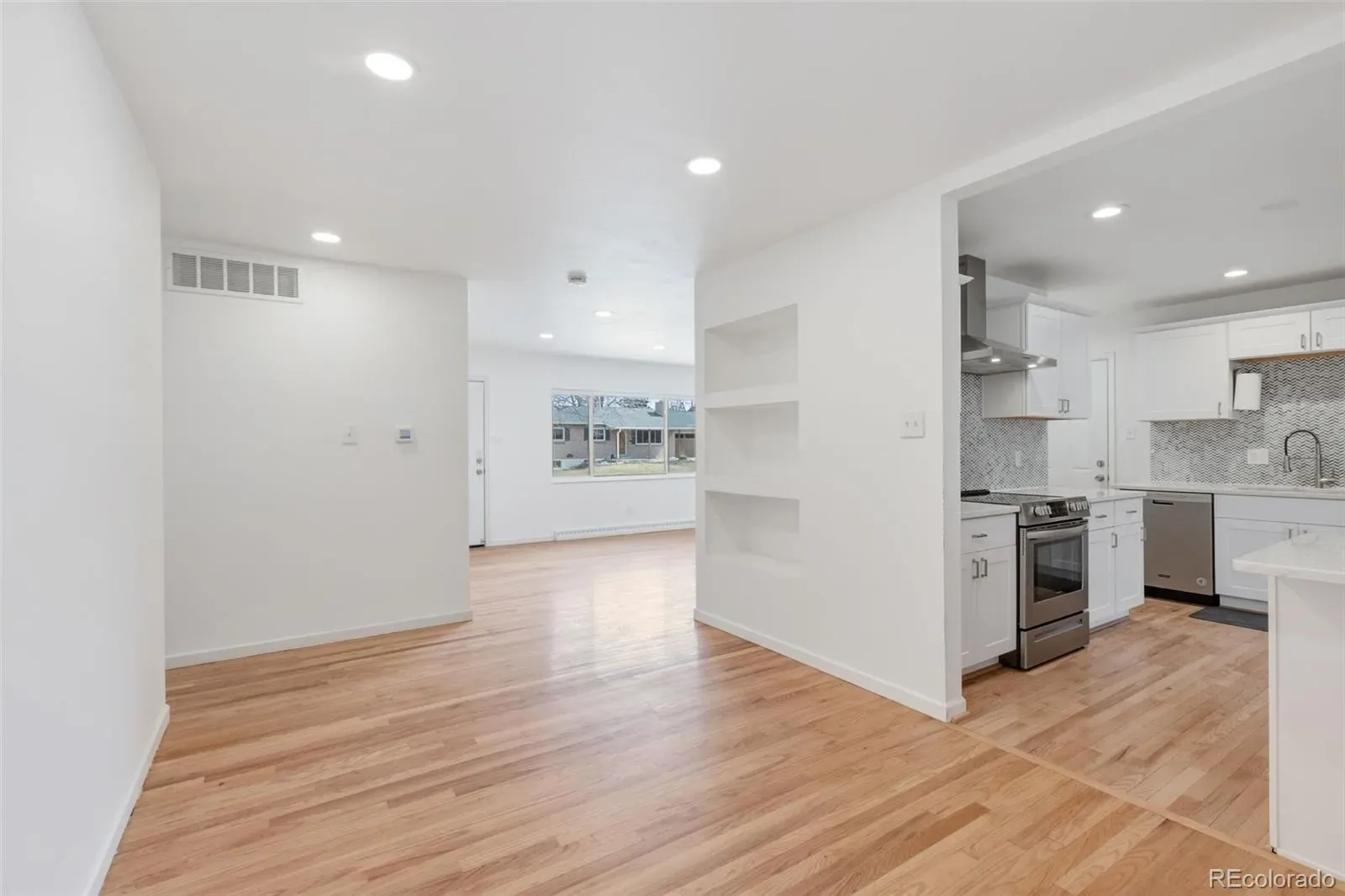 03242026024108 1600 8