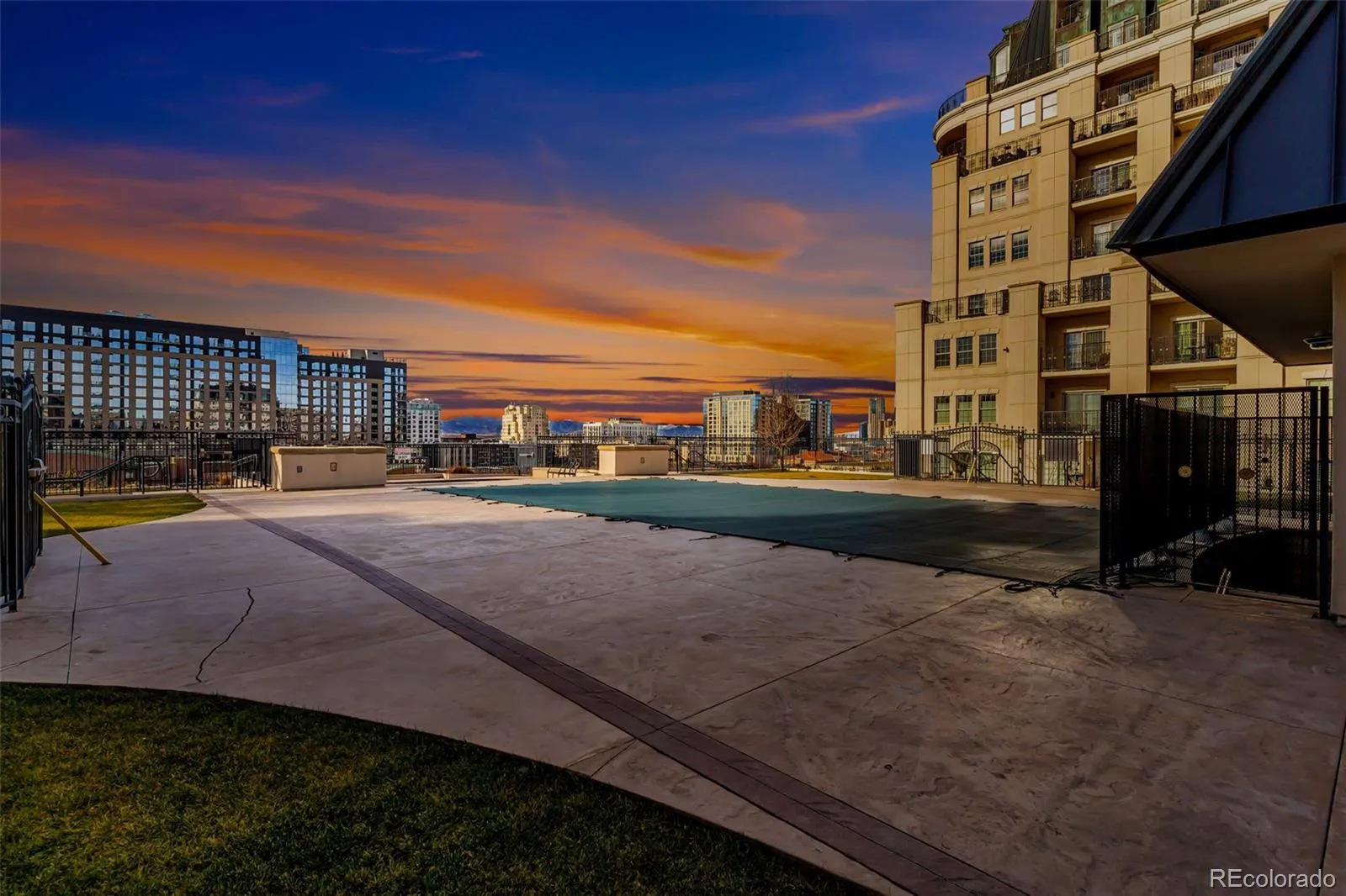 04062026182552 1600 16