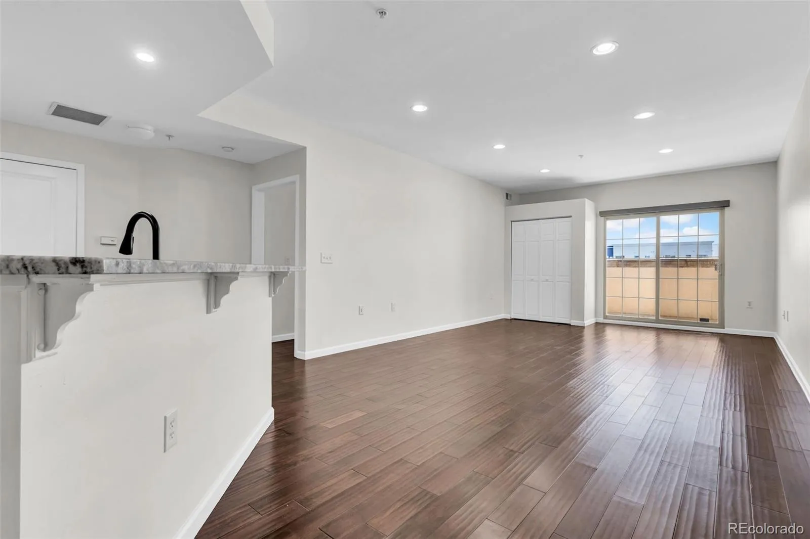 925 N Lincoln Street #4G Denver CO 80203 MLS #REC2189711 05202026235057 1600 6