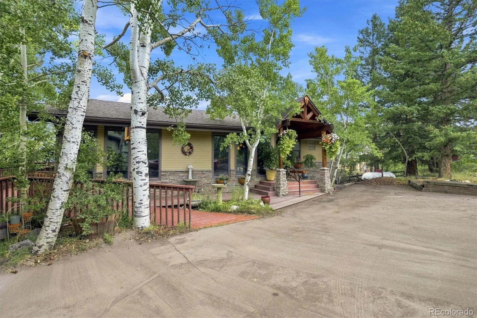 5581 Northwood Drive Evergreen CO 80439 | MLS #REC2190003 08262026191907 1600 2