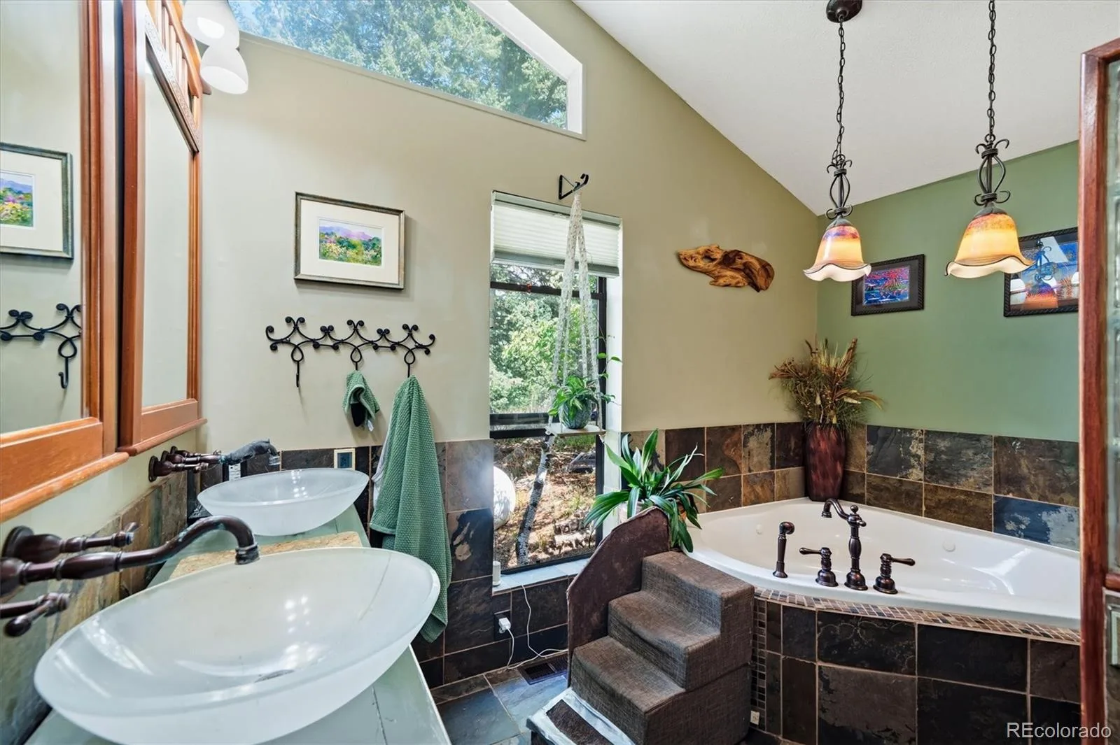 5581 Northwood Drive Evergreen CO 80439 | MLS #REC2190003 08262026191907 1600 22