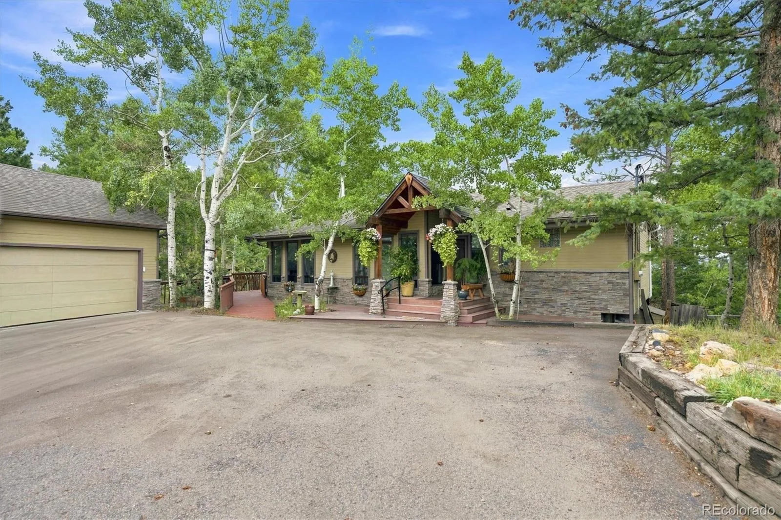 5581 Northwood Drive Evergreen CO 80439 | MLS #REC2190003 08262026191907 1600 49