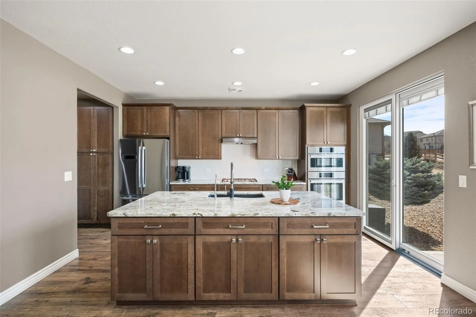 25084 E Pinewood Place Aurora CO 80016 MLS #REC2190646 04172026022351 1600 11
