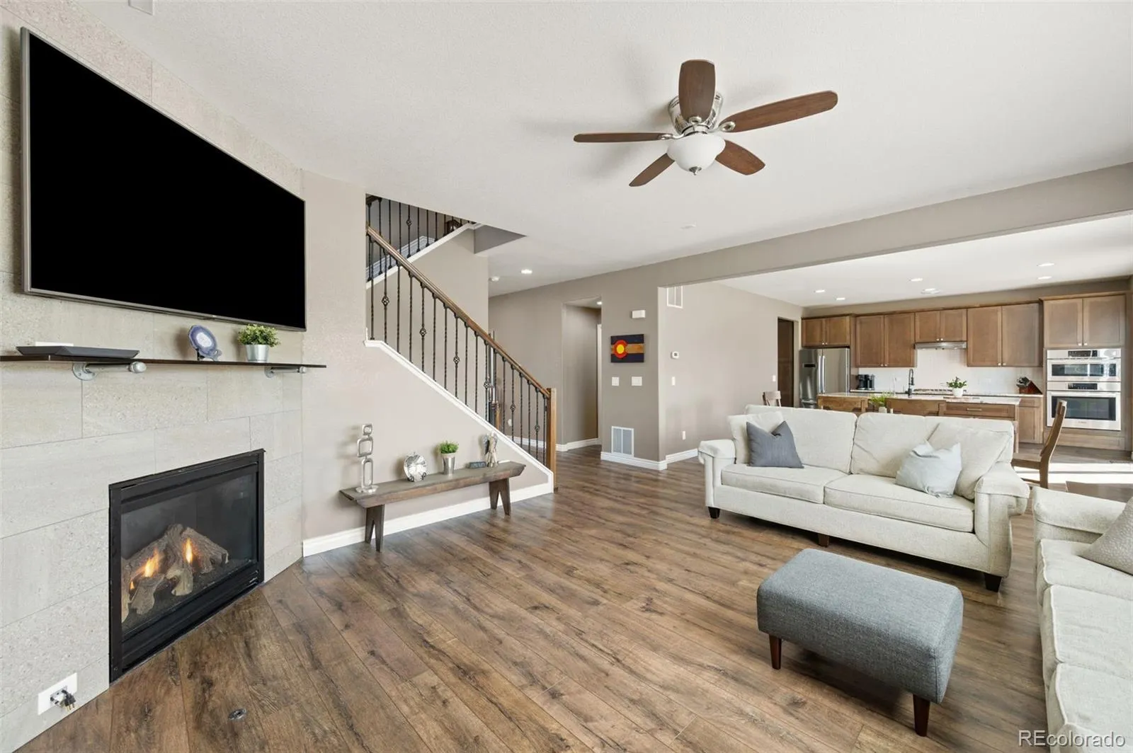 25084 E Pinewood Place Aurora CO 80016 MLS #REC2190646 04172026022351 1600 2