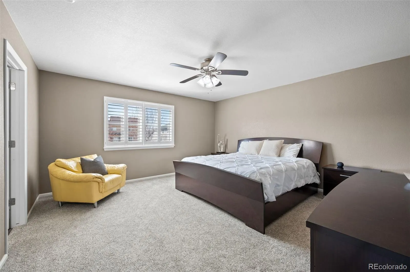 25084 E Pinewood Place Aurora CO 80016 MLS #REC2190646 04172026022351 1600 20