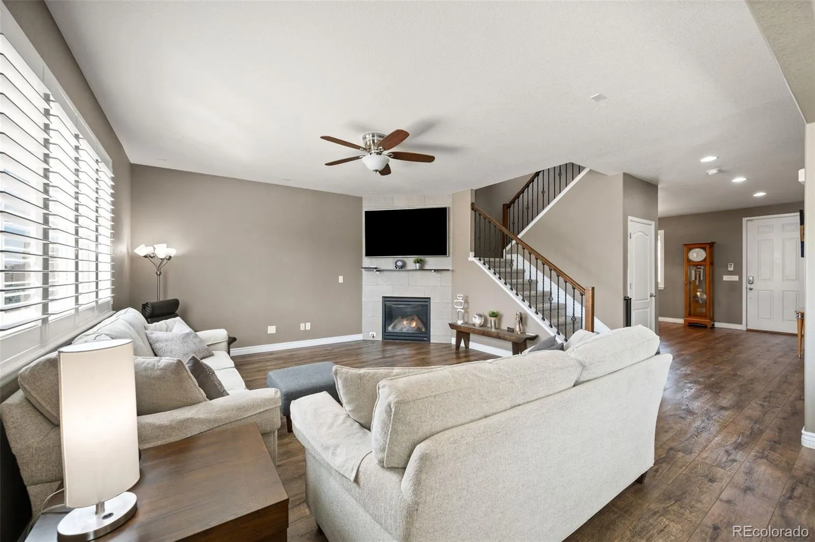 25084 E Pinewood Place Aurora CO 80016 MLS #REC2190646 04172026022351 1600 3