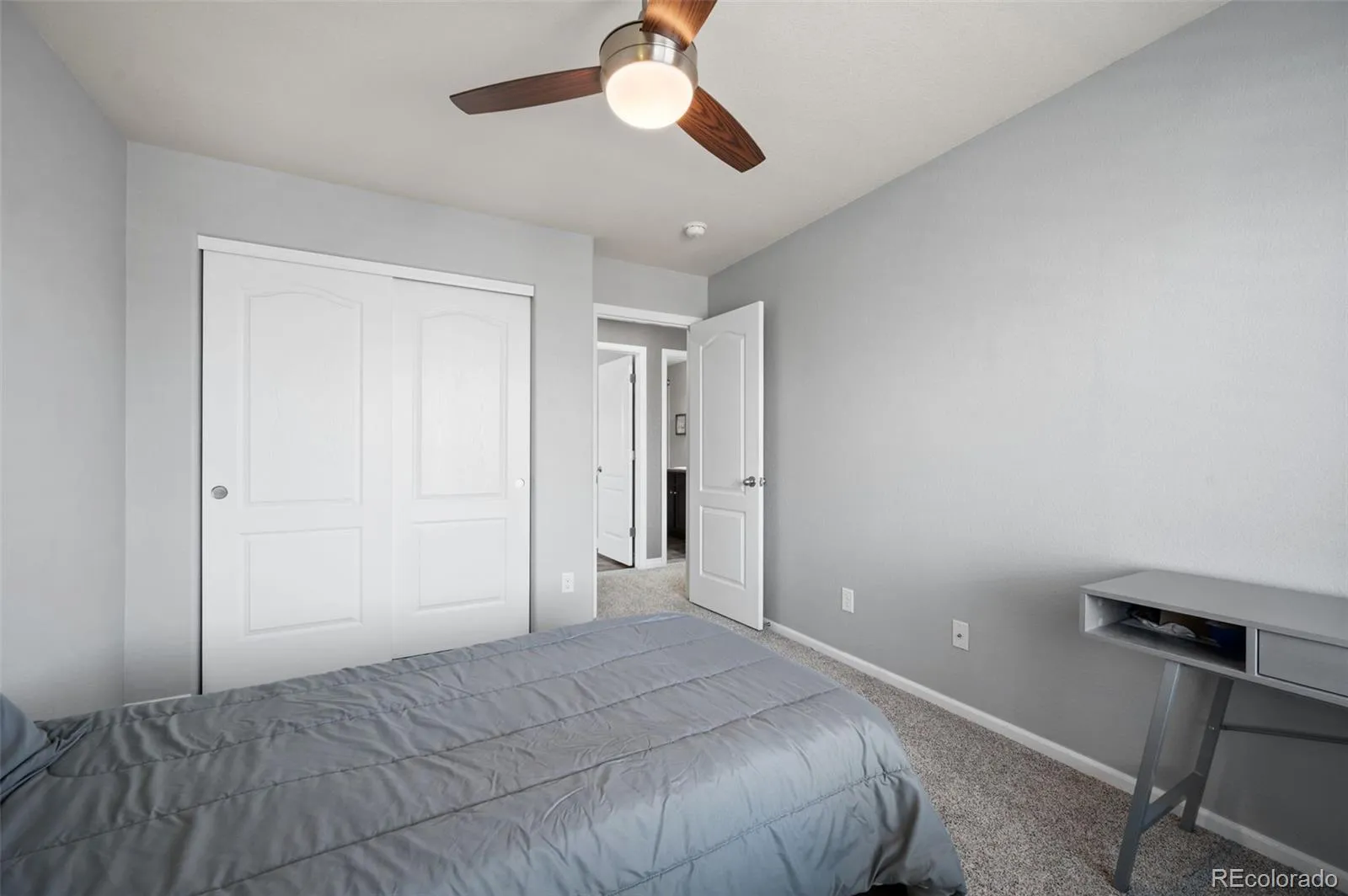 25084 E Pinewood Place Aurora CO 80016 MLS #REC2190646 04172026022351 1600 34