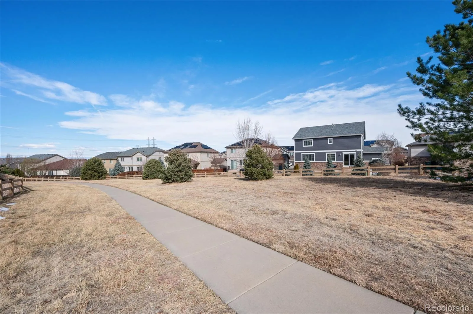 25084 E Pinewood Place Aurora CO 80016 MLS #REC2190646 04172026022351 1600 46