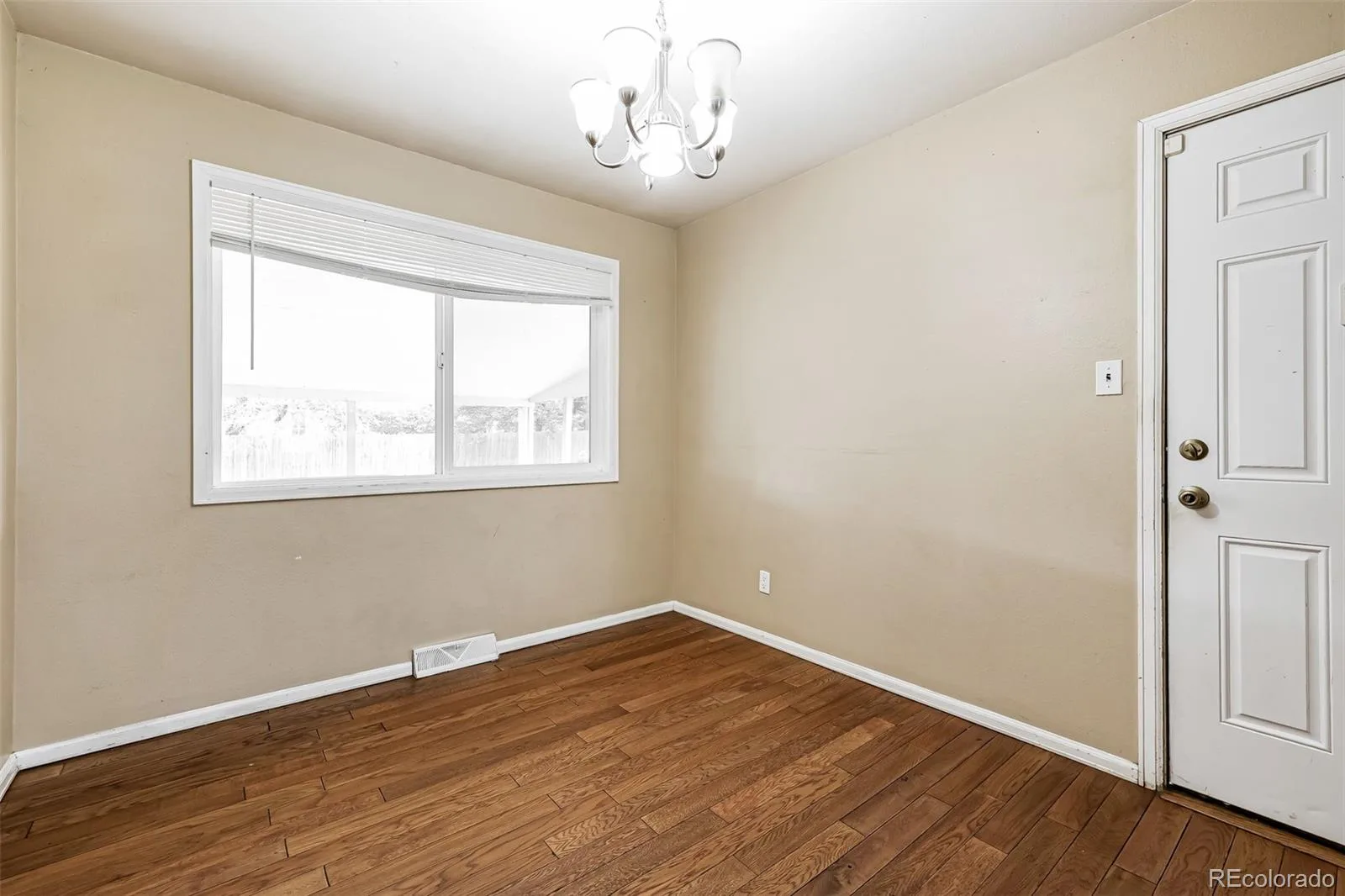 432 S Potomac Circle Aurora CO 80012 | MLS #REC2190897 06192026233312 1600 5