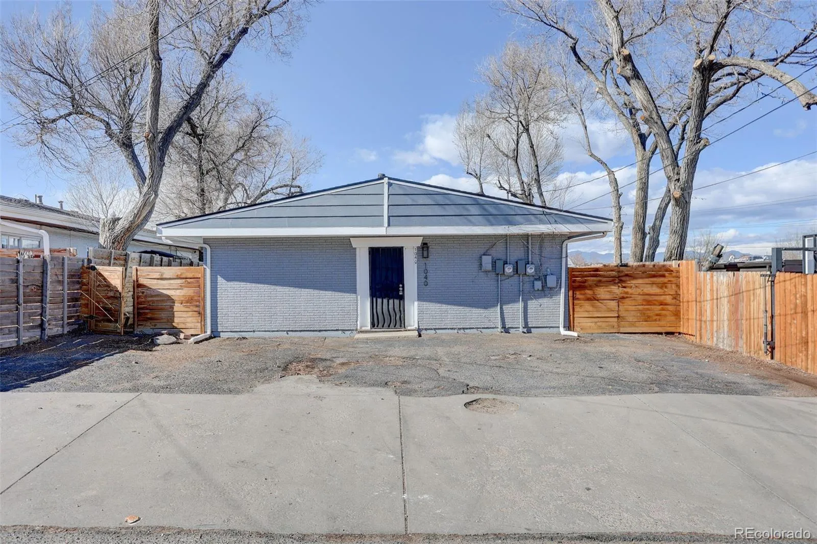 1040 N Stuart Street Denver CO 80204 MLS #REC2191813 05152026212109 1600 1