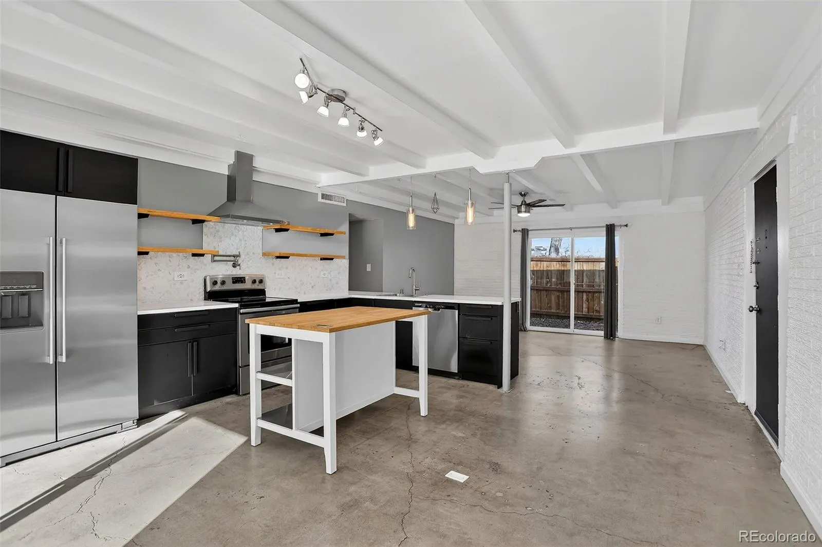 1040 N Stuart Street Denver CO 80204 MLS #REC2191813 05152026212109 1600 2