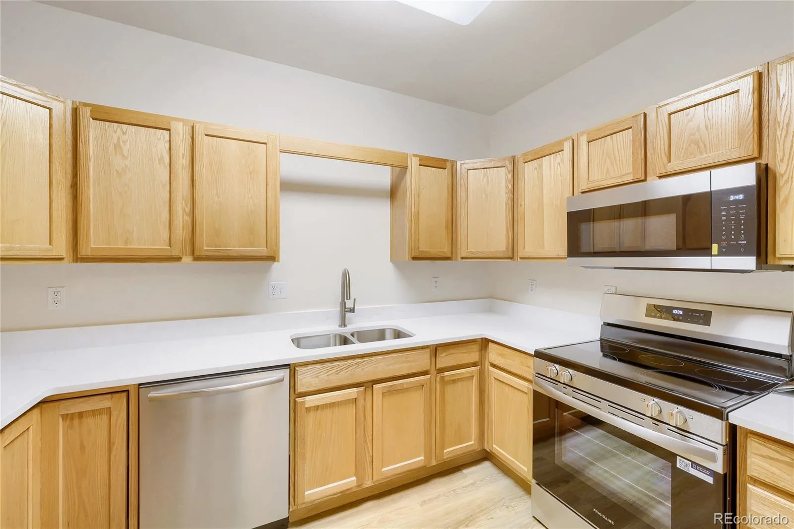 2896 W Riverwalk Circle #A205 Littleton CO 80123 | MLS #REC2193654 08142026034637 1600 5