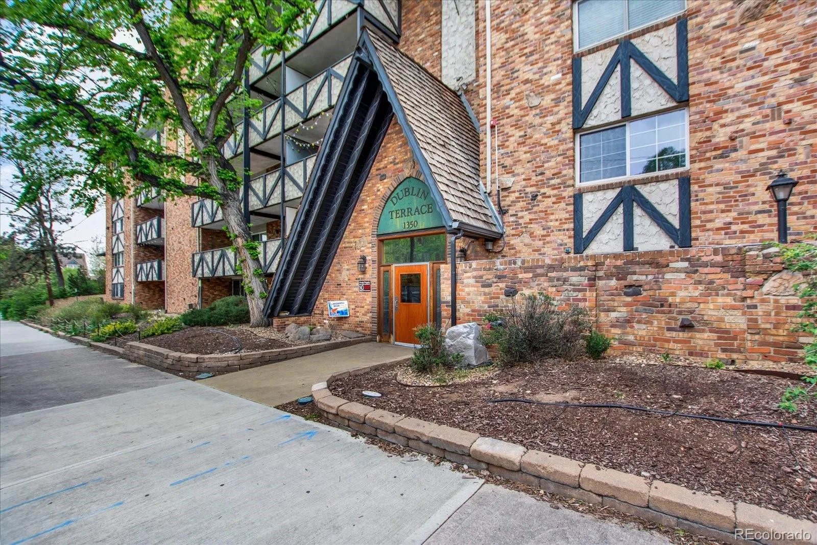 1350 Josephine Street #206 Denver CO 80206 | MLS #REC2193757 07292026142625 1600 14