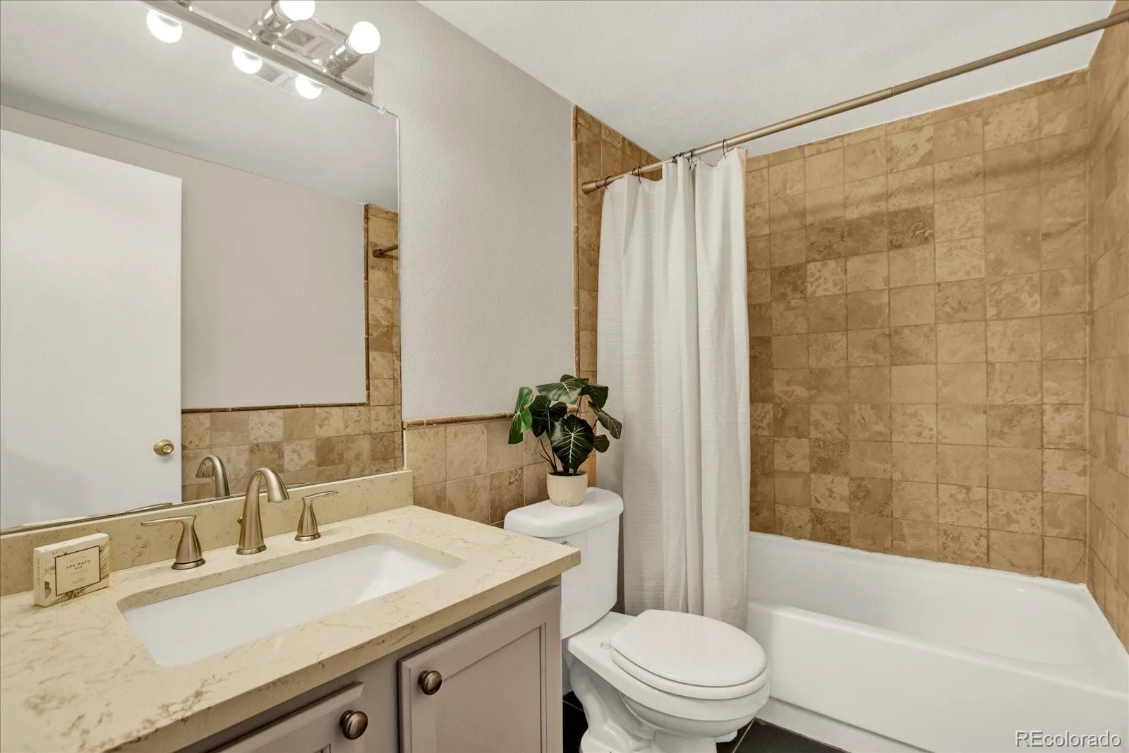 1350 Josephine Street #206 Denver CO 80206 | MLS #REC2193757 07292026142625 1600 7