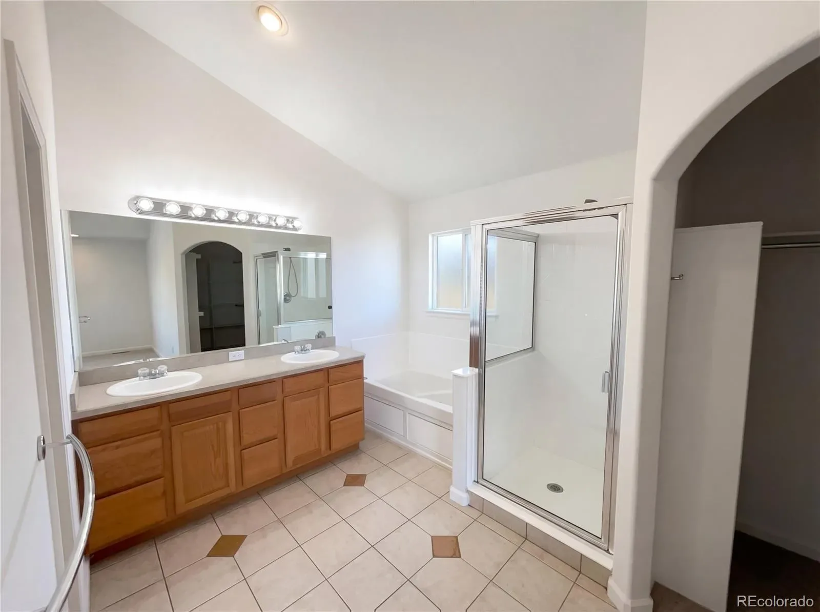 9686 Fairwood Street Littleton CO 80125 | MLS #REC2195224 03102026002708 1600 13