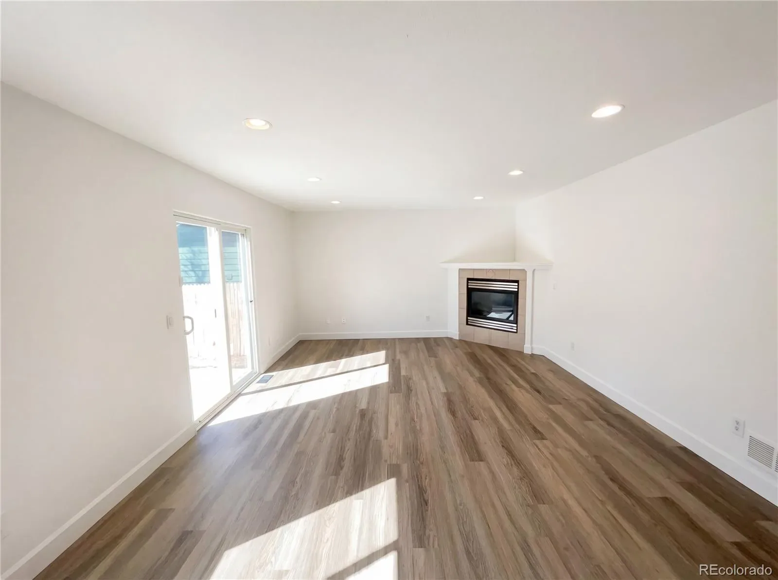 9686 Fairwood Street Littleton CO 80125 | MLS #REC2195224 03102026002708 1600 2