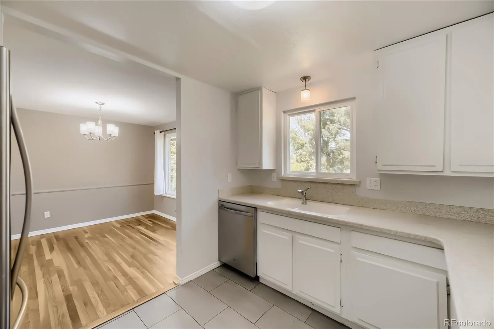 1393 E Easter Circle Centennial CO 80122 MLS #REC2195776 05212026004947 1600 13