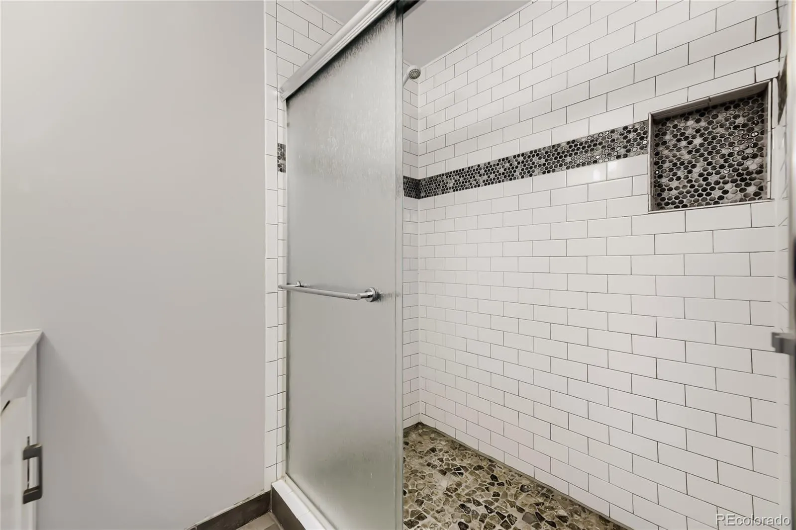 1393 E Easter Circle Centennial CO 80122 MLS #REC2195776 05212026004947 1600 19