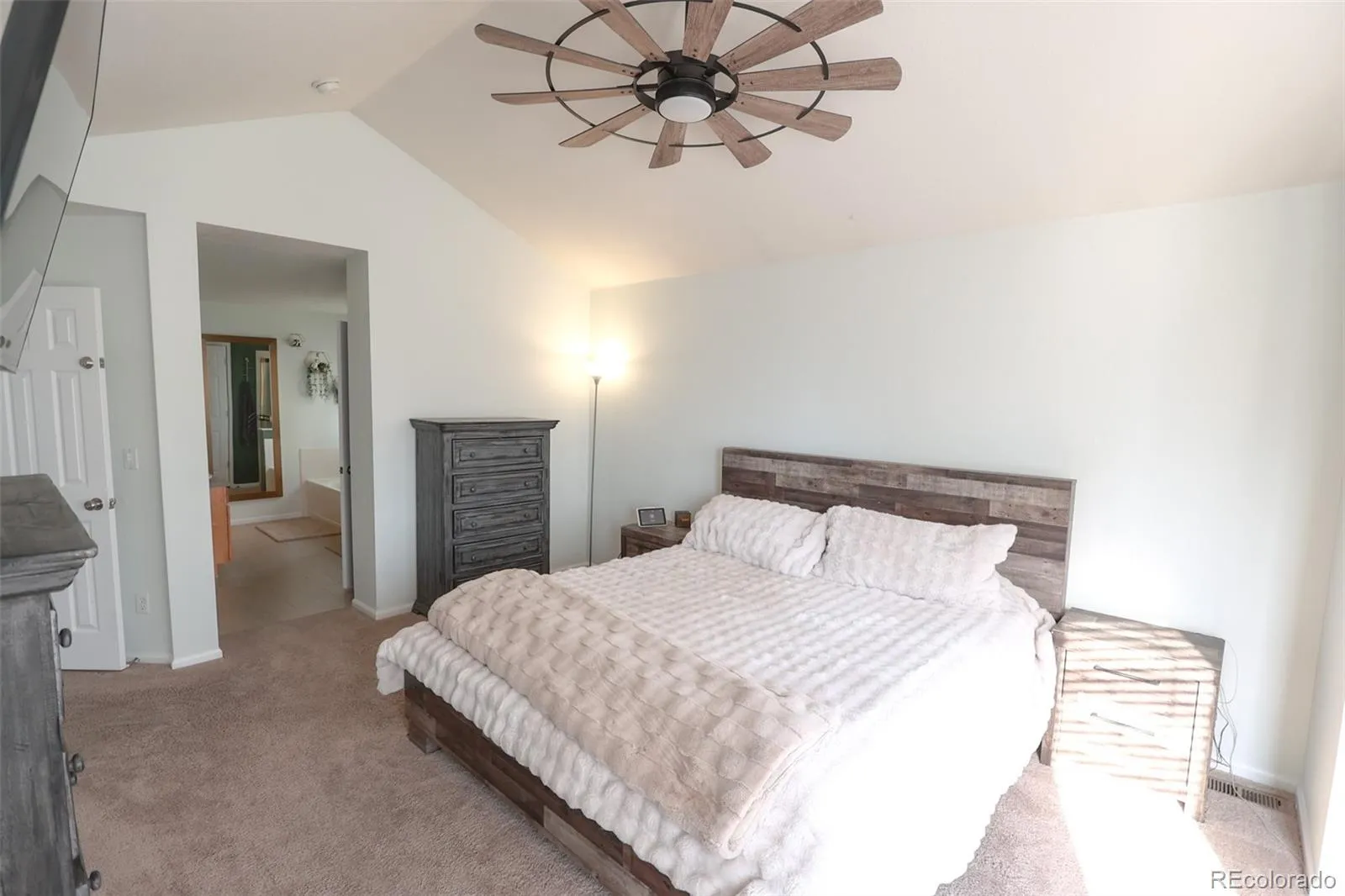 04172026154923 1600 16