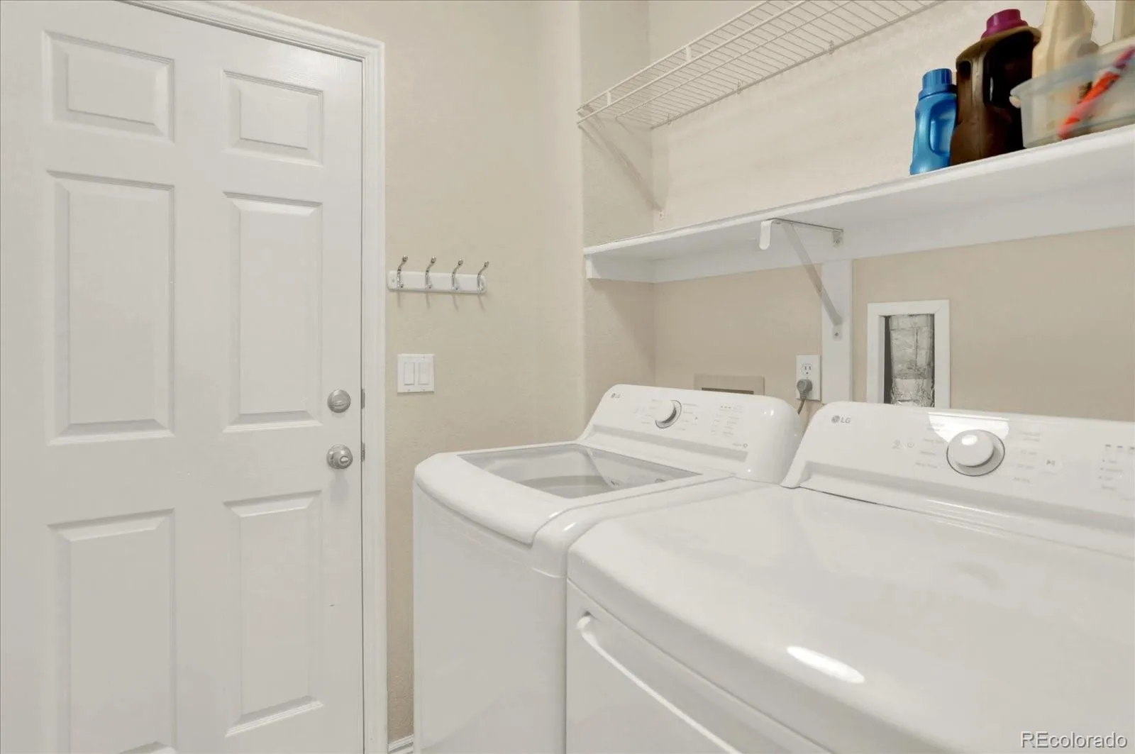2804 Elaine Drive Broomfield CO 80020 | MLS #REC2197959 07312026234555 1600 21