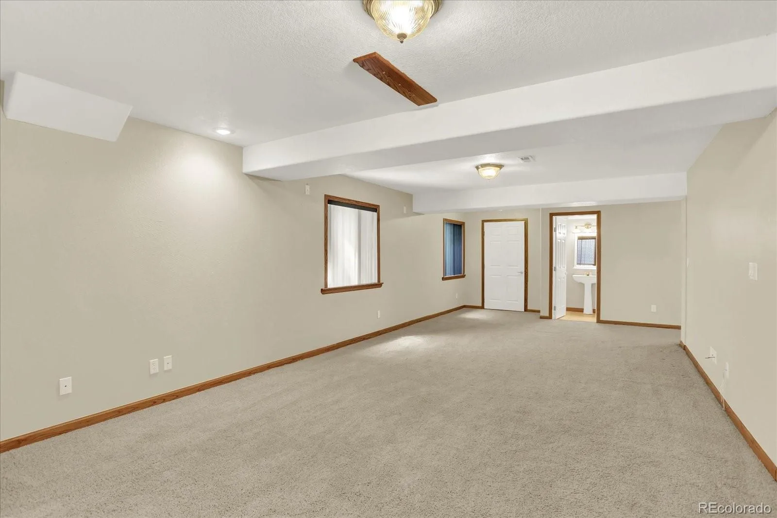 2804 Elaine Drive Broomfield CO 80020 | MLS #REC2197959 07312026234555 1600 26