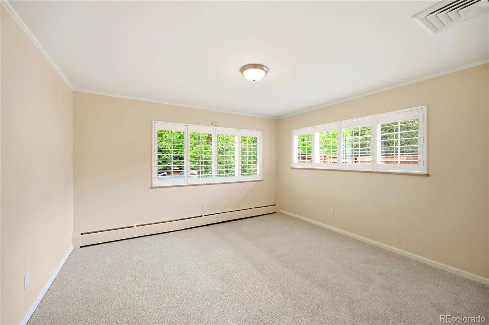 3780 S Dahlia Street Denver CO 80237 MLS #REC2200007 05292026055016 1600 18