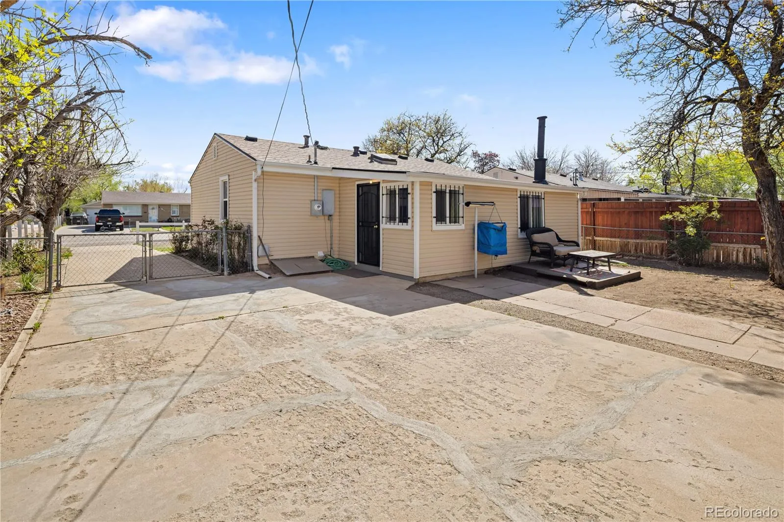 04092026213216 1600 27