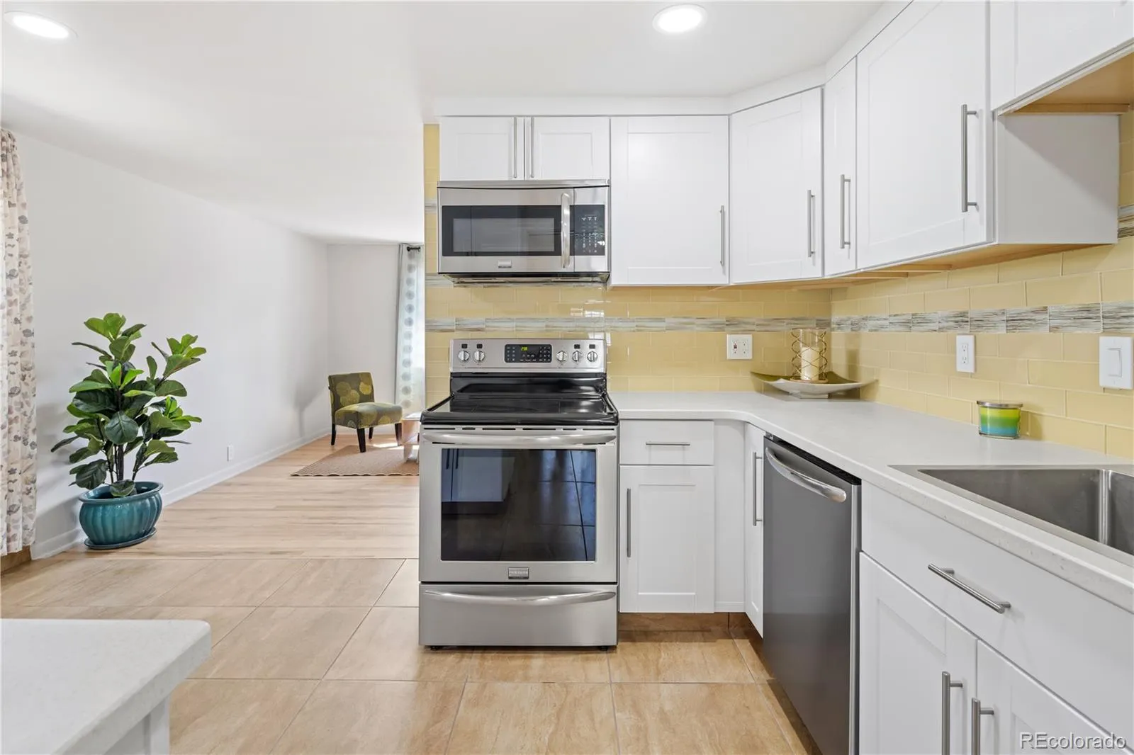 04092026213216 1600 9