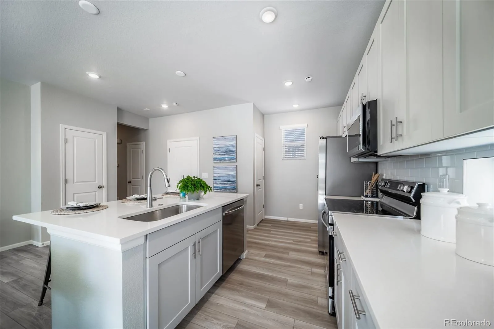 10052 Salem Court Commerce City CO 80022 | MLS #REC2201242 08192026174415 1600 13
