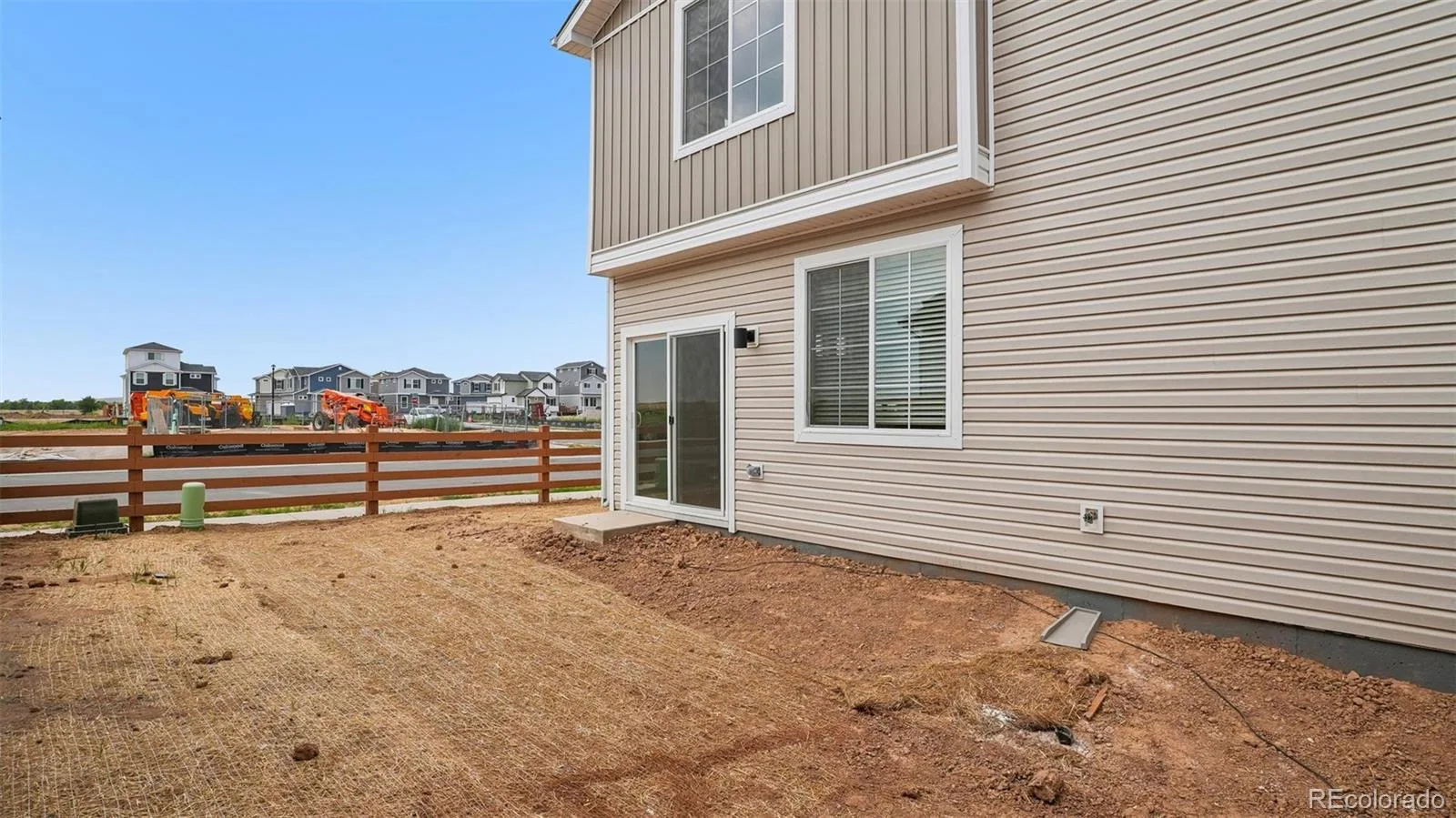 10052 Salem Court Commerce City CO 80022 | MLS #REC2201242 08192026174415 1600 40