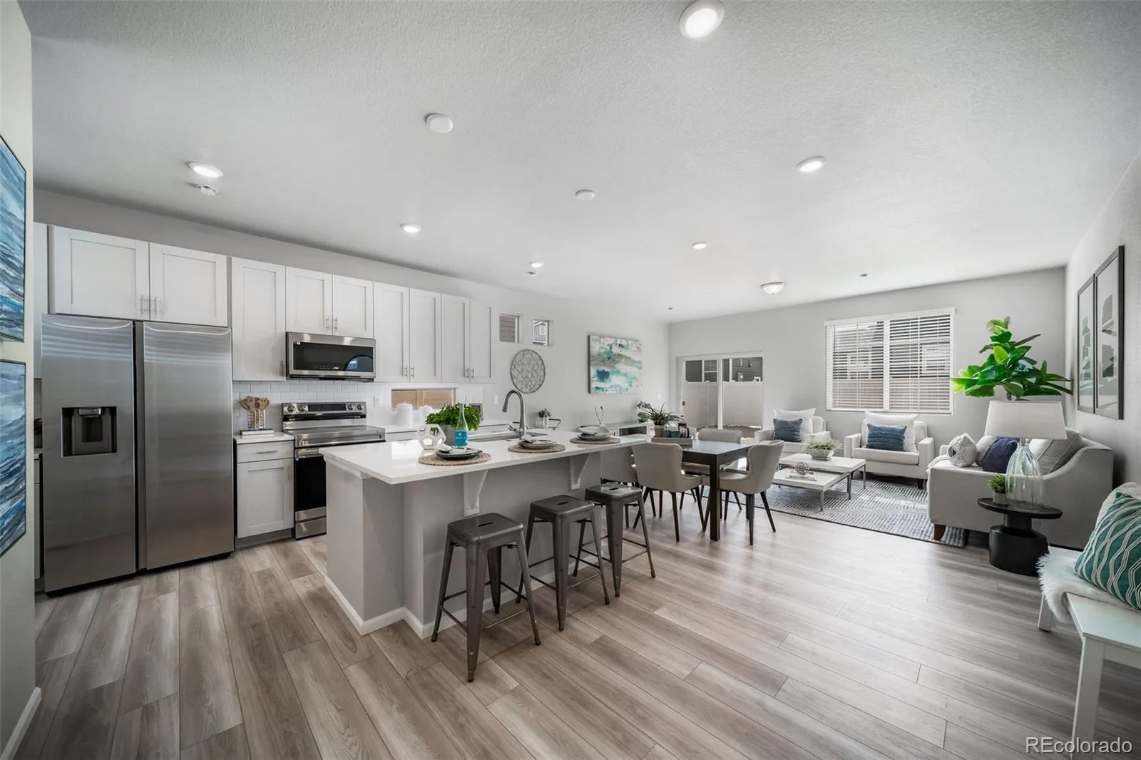 10052 Salem Court Commerce City CO 80022 | MLS #REC2201242 08192026174415 1600 6