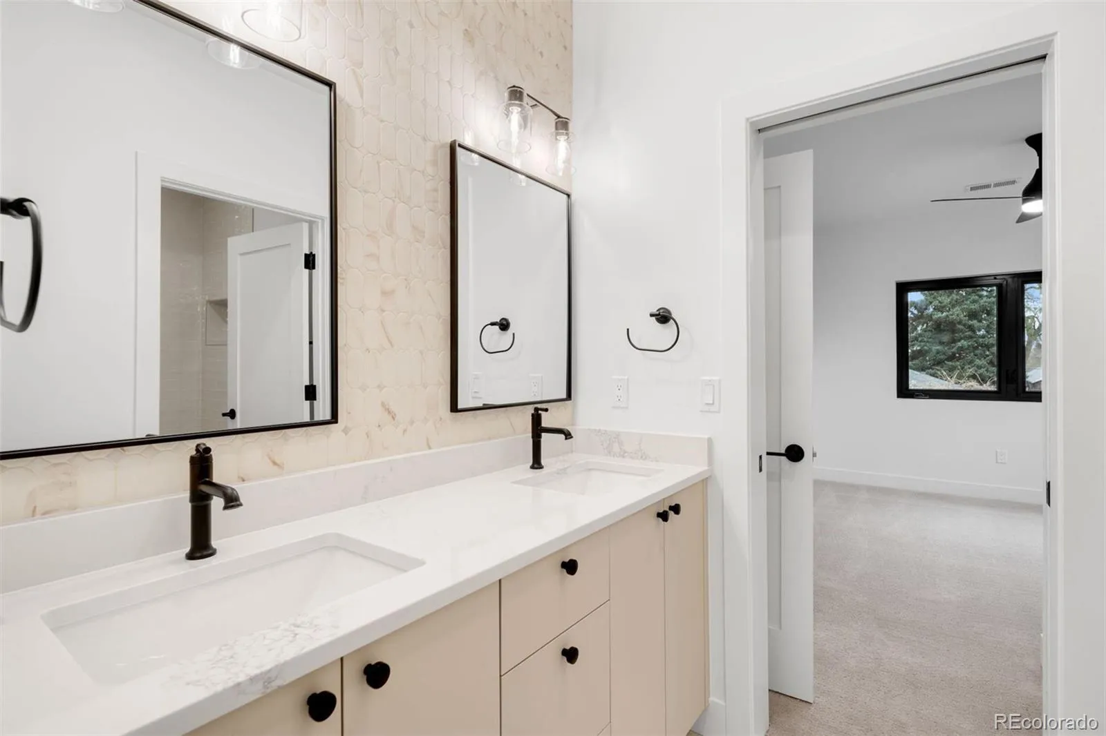 3930 W Byron Place Denver CO 80212 MLS #REC2201325 04092026174355 1600 26