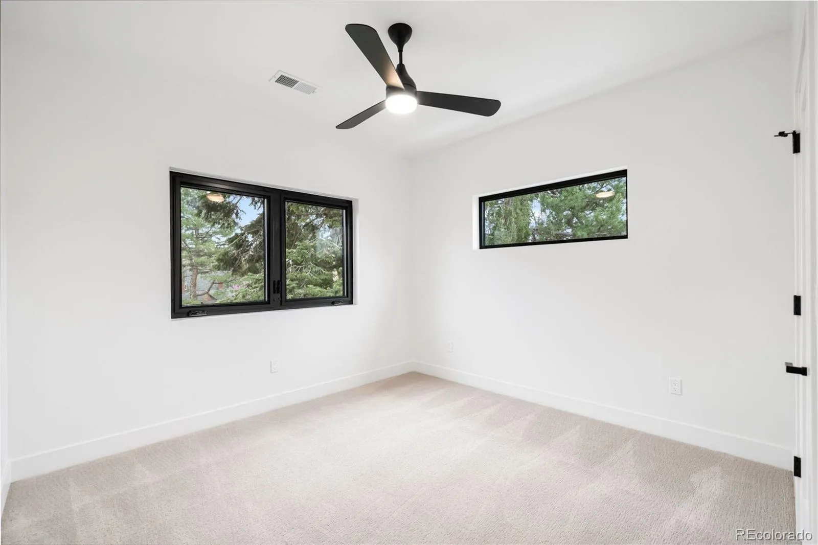 3930 W Byron Place Denver CO 80212 MLS #REC2201325 04092026174355 1600 28