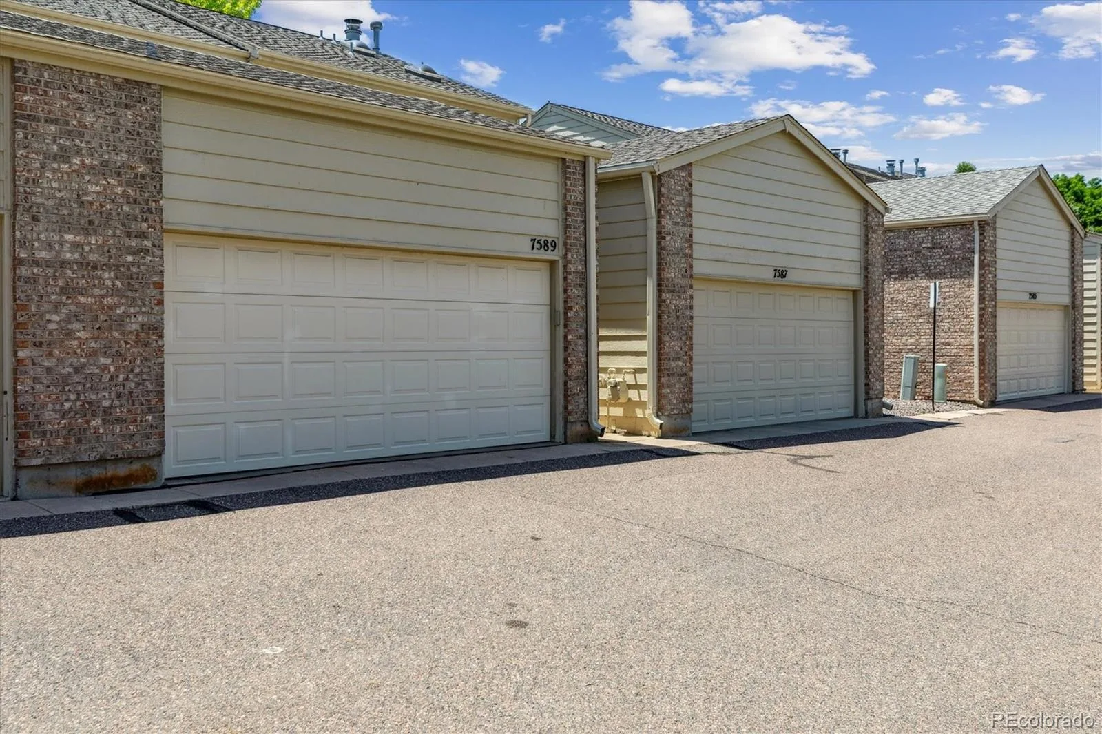 7589 S Cove Circle Centennial CO 80122 | MLS #REC2204302 06022026183946 1600 21