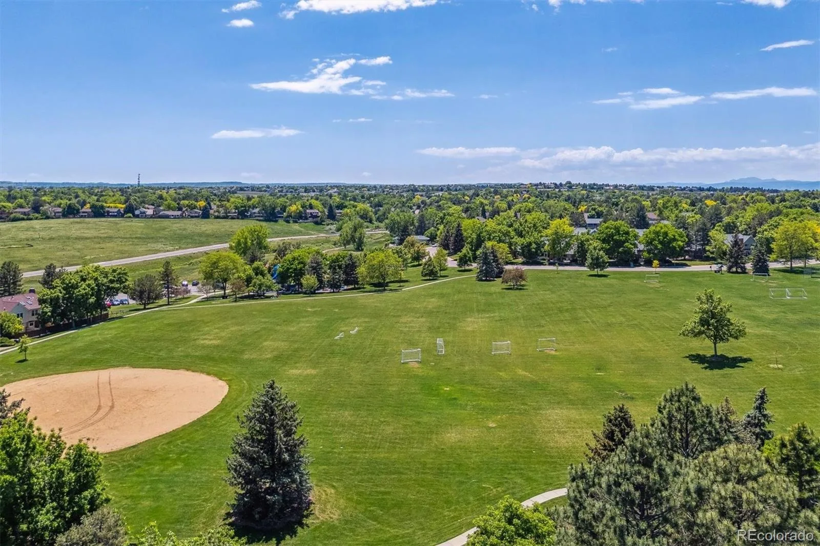 7589 S Cove Circle Centennial CO 80122 | MLS #REC2204302 06022026183946 1600 24