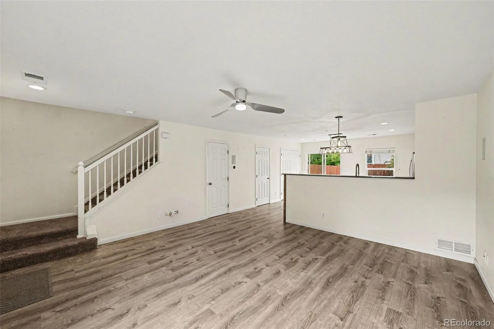 4645 S Swadley Court Morrison CO 80465 | MLS #REC2207532 08112026183328 1600 2