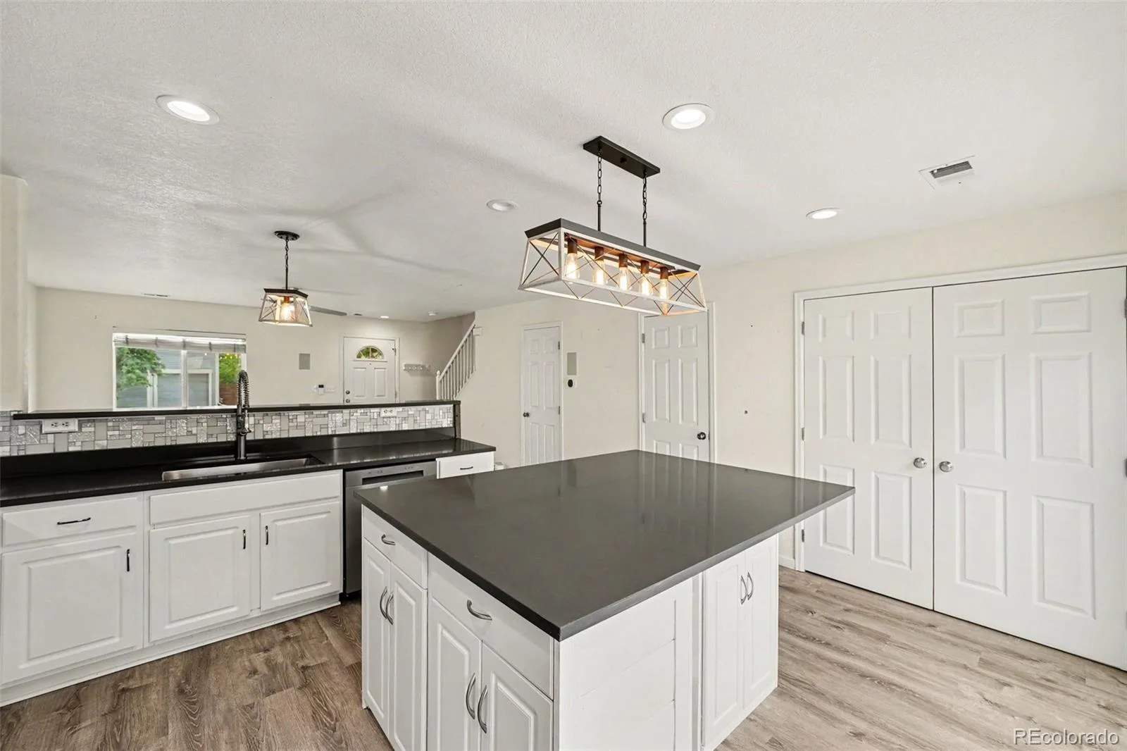 4645 S Swadley Court Morrison CO 80465 | MLS #REC2207532 08112026183328 1600 9