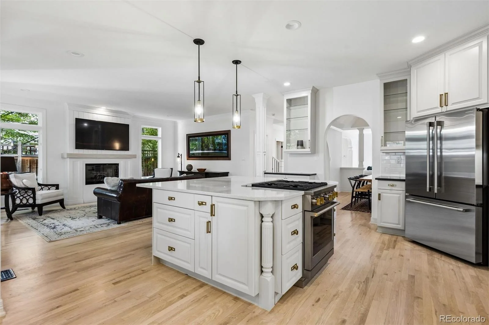 996 S Gilpin Street Denver CO 80209 MLS #REC2207703 06192026035339 1600 6