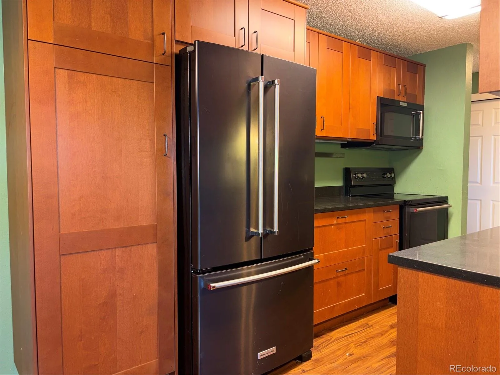 2325 S Linden Court #215 Denver CO 80222 | MLS #REC2207902 08192026221405 1600 1