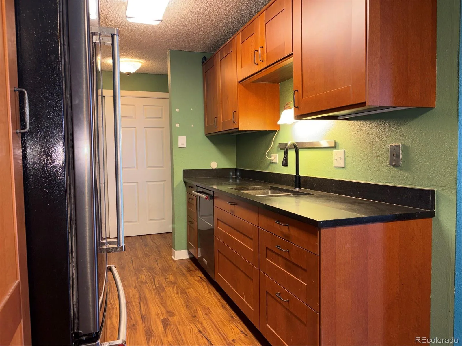 2325 S Linden Court #215 Denver CO 80222 | MLS #REC2207902 08192026221405 1600 2