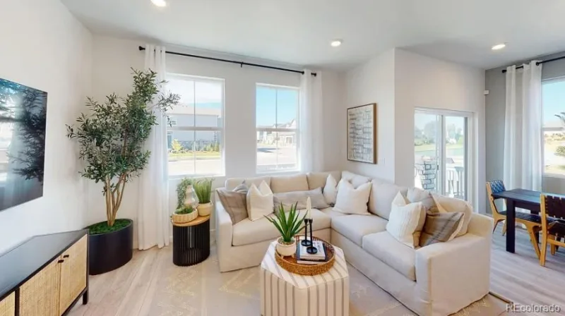 15538 Gilpin Avenue Parker CO 80134 | MLS #REC2208624 08072026172546 800 2