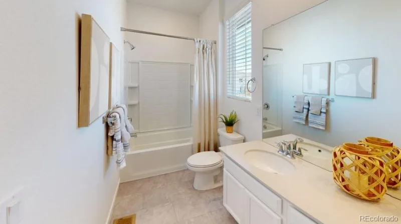 15538 Gilpin Avenue Parker CO 80134 | MLS #REC2208624 08072026172546 800 9
