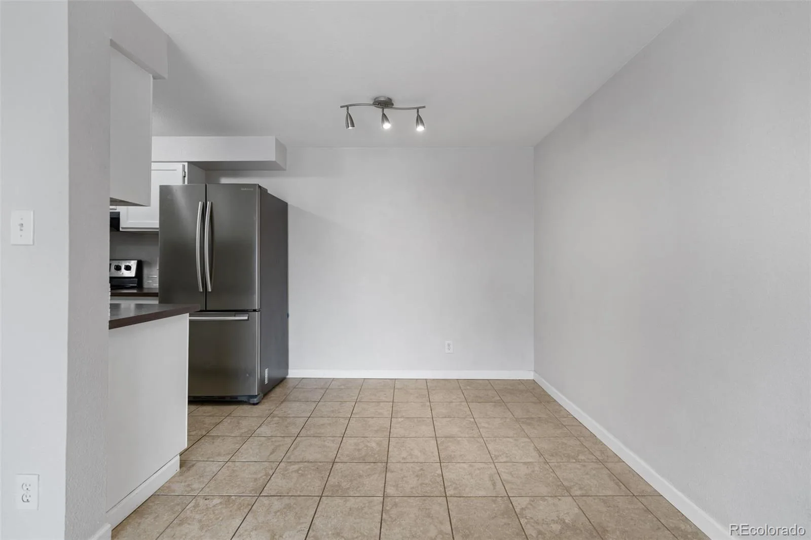 209 E Highline Circle #302 Centennial CO 80122 | MLS #REC2208674 08202026204636 1600 6