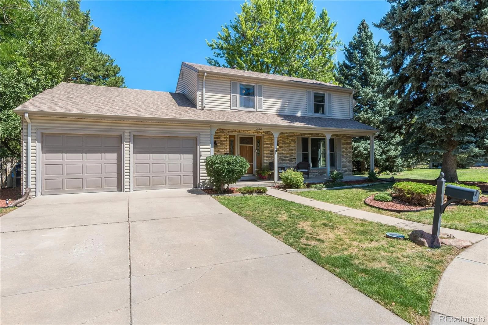 7664 S Race Street Centennial CO 80122 | MLS #REC2210322 09232026094913 1600 1