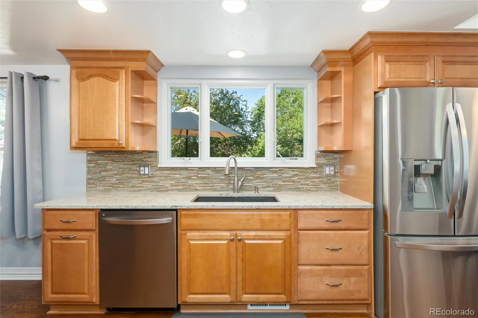 7664 S Race Street Centennial CO 80122 | MLS #REC2210322 09232026094913 1600 10