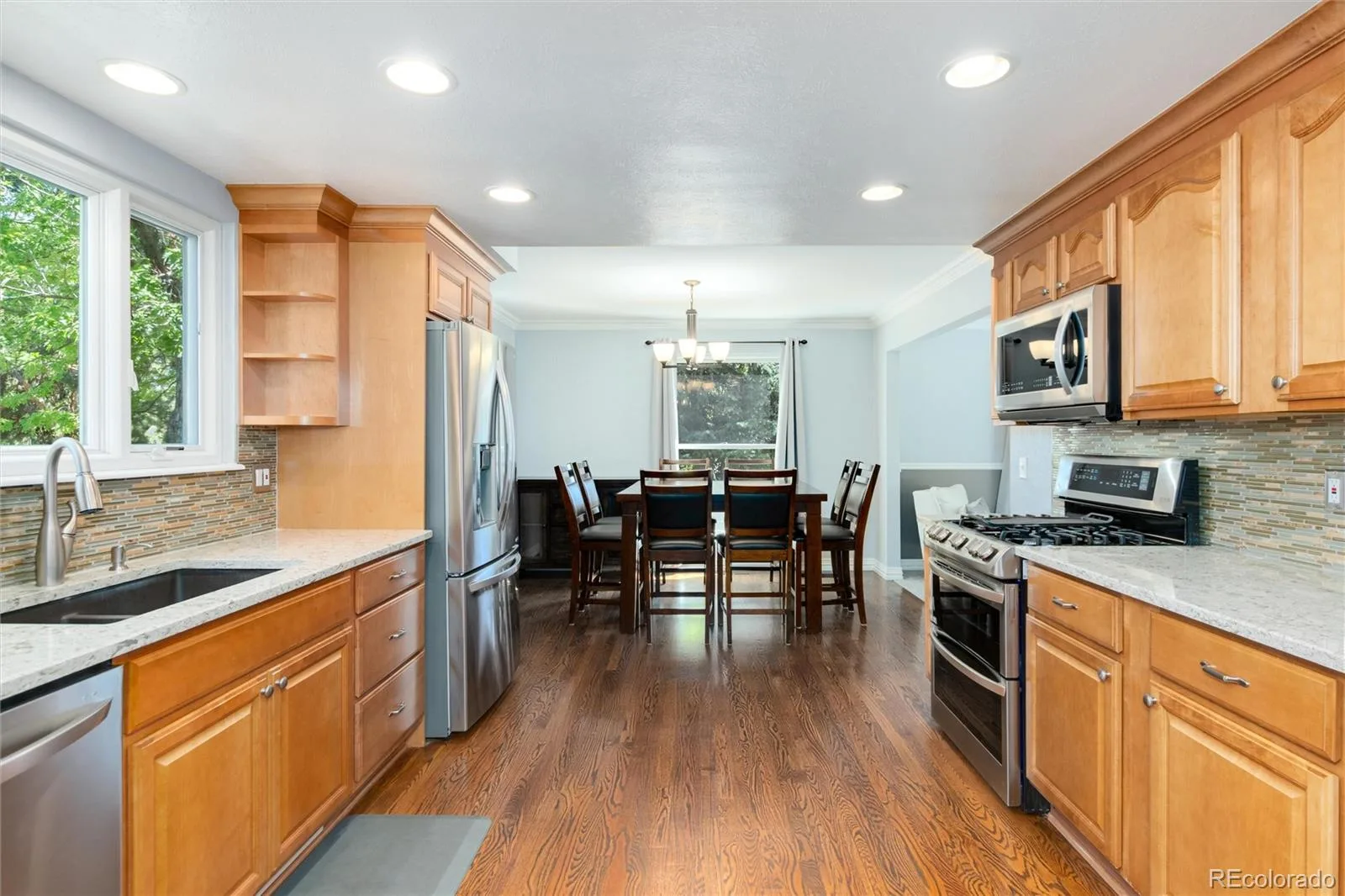 7664 S Race Street Centennial CO 80122 | MLS #REC2210322 09232026094913 1600 11