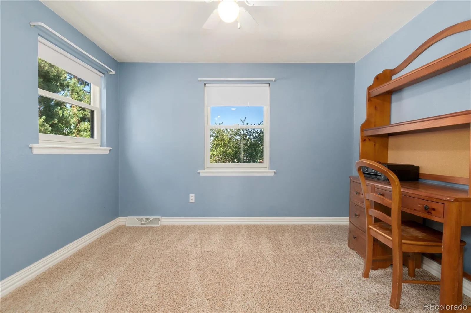 7664 S Race Street Centennial CO 80122 | MLS #REC2210322 09232026094913 1600 23